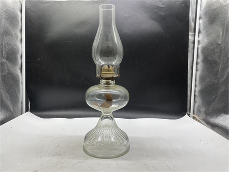 VINTAGE GLASS OIL LAMP (18”)