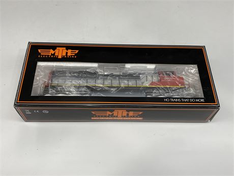 MTH CANADIAN NATIONAL DIESEL ENGINE TRAIN MODEL - RETAIL $263