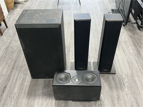 LOT OF MISC SPEAKERS - UNTESTED