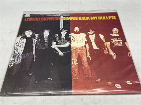 1980 LYNARD SKYNYRD - GIMME BACK MY BULLETS - NEAR MINT (NM)