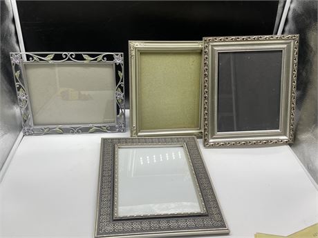 4 PICTURE FRAMES LARGEST 11”x14”