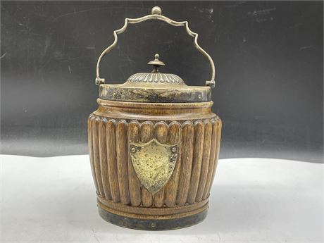 EARLY 20TH CENTURY BISCUIT BARREL