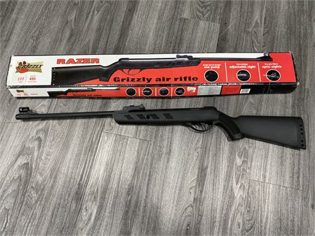 GRIZZLY AIR RIFLE (Like new)