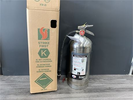 FULLY CHARGED BADGER 6L FIRE EXTINGUISHER