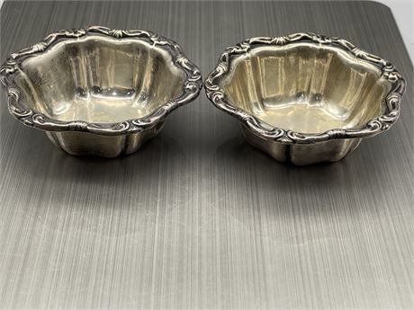 2 STERLING SILVER DISHES (34 GRAMS)