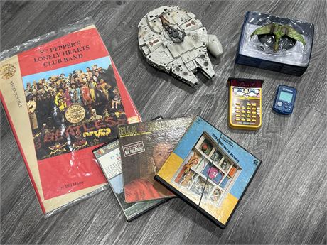 LOT OF MISC COLLECTABLES INCLUDING STAR WARS MILLENNIUM FALCON TRANSFORMER