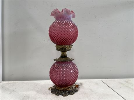 STUNNING VINTAGE FENTON HOBNAIL CRANBERRY PINK TABLE LAMP - 22” TALL