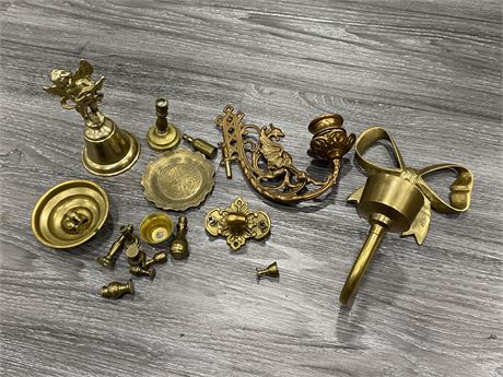 LOT OF ANTIQUE BRASS ITEMS