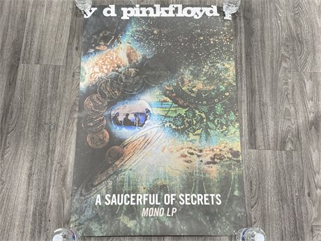 PINK FLOYD A SAUCER FULL OF SECRETS MONO LP RECORD POSTER ORIGINAL (24”X36”)