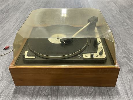 DUAL RECORD PLAYER - 1010A