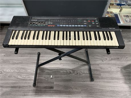 CASIO KEYBOARD ON STAND (w/out cords)