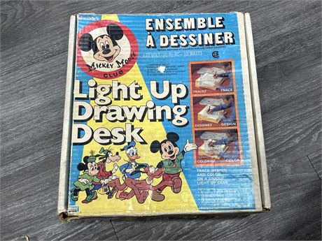 MICKEY MOUSE LIGHT UP DRAWING DESK IN OG BOX - WORKING