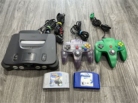 N64 COMPLETE W/2 GAMES & 2 CONTROLLERS - WORKS