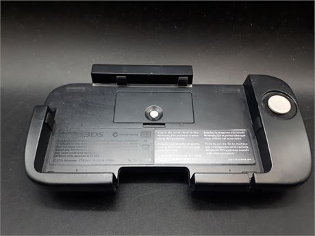 CIRCLE PAD PRO - VERY GOOD CONDITION - 3DS