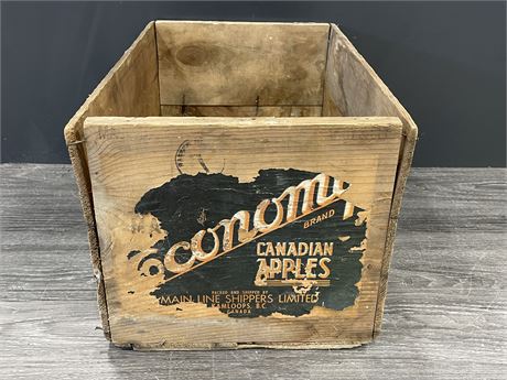 CANADIAN APPLES WOODEN BOX (19.5”X10.5”)