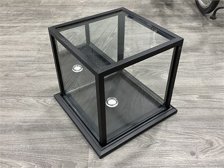 DISPLAY CASE W/MIRRORED BACK PANEL (12”X12”)