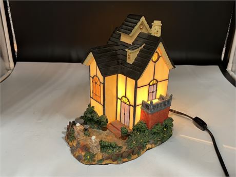 STAINED GLASS HOUSE LAMP - WORKS (10.5”)