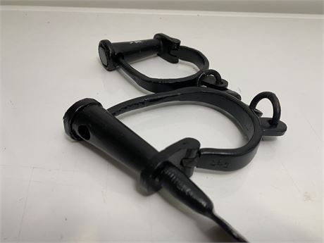 REFINISHED IRON SHACKLE HANDCUFFS