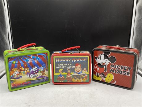 LOT OF 3 MISC. LUNCH KITS (8”X4”)