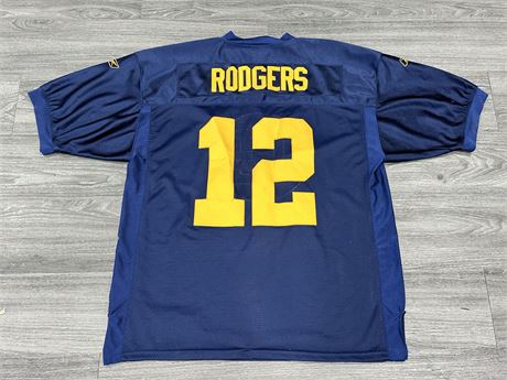 AARON RODGERS FOOTBALL JERSEY - SIZE 54
