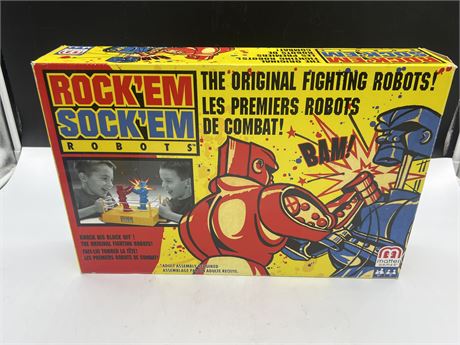 MATTEL ROCK EM SOCK EM ROBOTS COMPLETE IN BOX