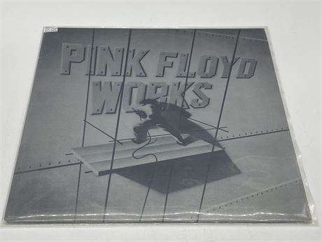 PINK FLOYD - WORKS - VG (slightly scratched)