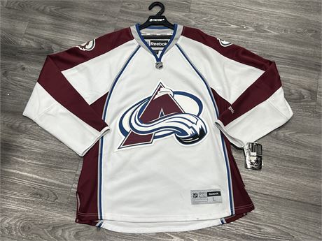 NEW W/TAGS COLORADO AVALANCHE JERSEY SIZE L