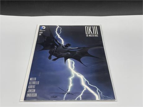SIGNED - DARK KNIGHT III THE MASTER RACE #1 (LIMITED EDITION #2/450)