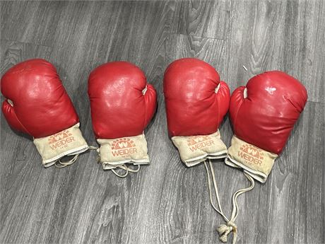 2 PAIRS OF WEIDER 14OZ BOXING GLOVES