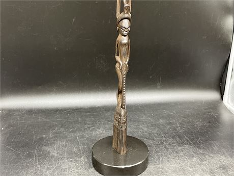 HAND CARVED AFRICAN WOOD TOTEM (25”)