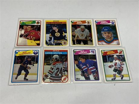 8 ROOKIE NHL CARDS FROM 1980s