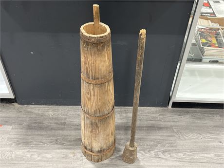 ANTIQUE CHURN WITH PLUNGER 37”