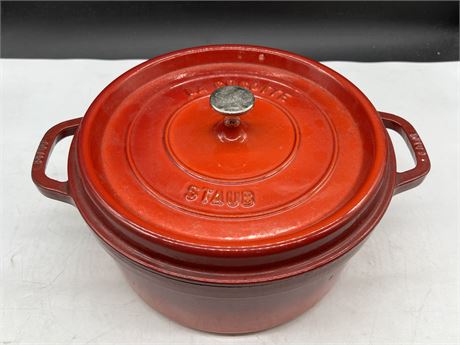 LA COCOTTE STAUB MADE IN FRANCE #28 LARGE POT W/LID