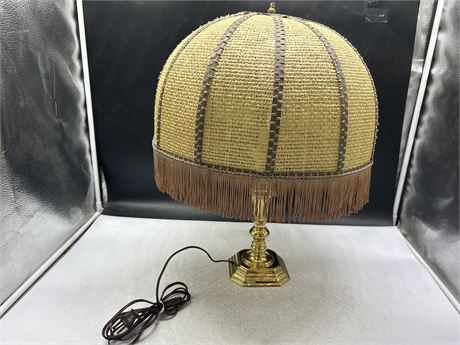 VINTAGE BRASS LAMP W/SHADE (20”)