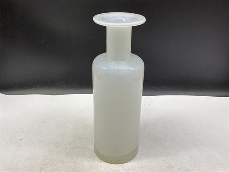 WHITE GLASS VASE (12.5”)