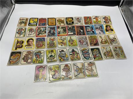 45 VINTAGE 1970’S TOPPS COLLECTOR CARDS