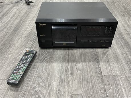 PIONEER COMPACT DISC PLAYER PD-F407 WITH REMOTE (WORKS)