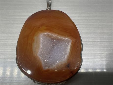 WIRE WRAPPED AGATE PENDANT