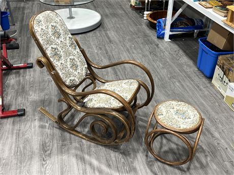 VINTAGE BAMBOO CHAIR SET