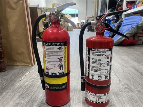 2 FULLY CHARGED 5IB FX ABC FIRE EXTINGUISHERS