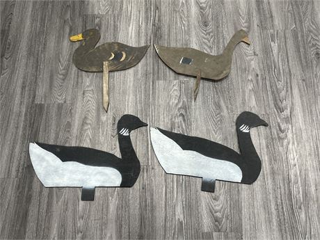 VINTAGE WOODEN GEESE DECOYS - 19” WIDE