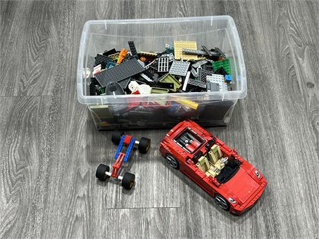 MIXED LEGO LOT - BIN IS 16”x11”