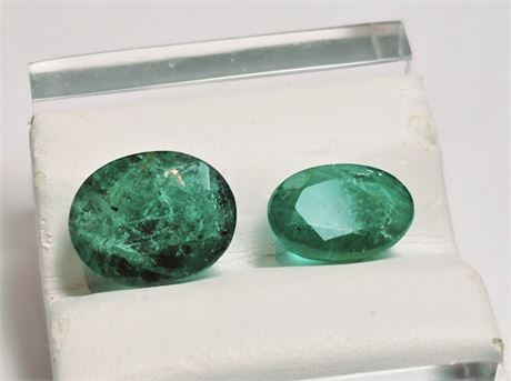 $8,720 APPRAISAL - 4.36CT LAB CERTIFIED COLOMBIA EMERALD GEMSTONE PAIR