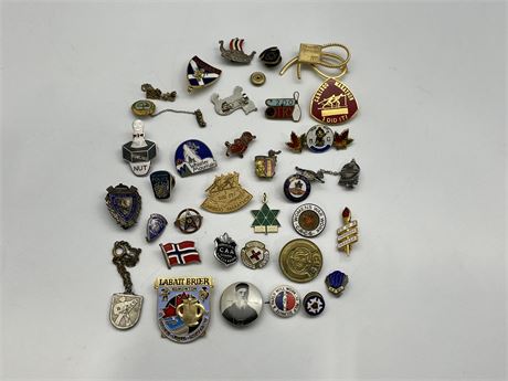 COLLECTABLE VINTAGE PINS