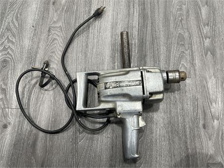 SHOPMATE 1/2” INDUSTRIAL REVERSIBLE DRILL - WORKING