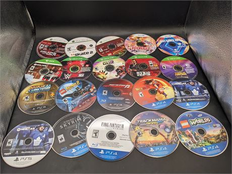 COLLECTION OF PS5 / PS4 / PS3 / XBOX ONE / XBOX 360 DISCS - CONDITION VARIES