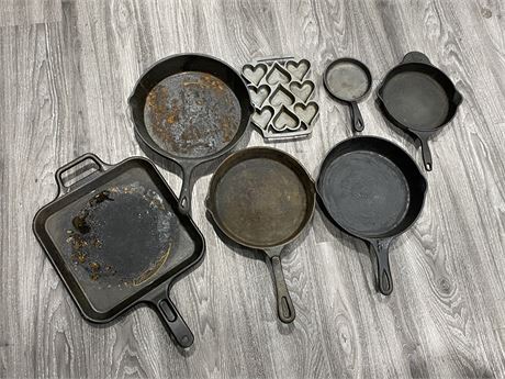 FLAT CAST IRON + 5 CAST IRONS FRYING PANS & HEART SHAPED PAN
