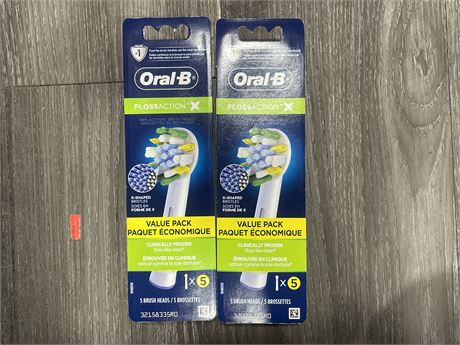 (2 NEW) ORAL-B FLOSSACTION BRUSH HEADS
