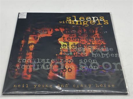 RARE 1994 PRESS NEIL YOUNG AND CRAZY HORSE - SLEEPS WITH ANGELS 2LP - EXCELLENT