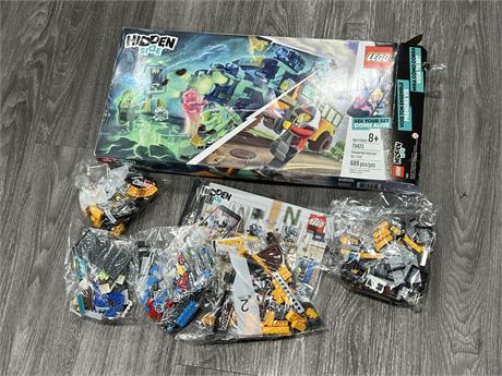 NEW OPEN BOX LEGO #70423